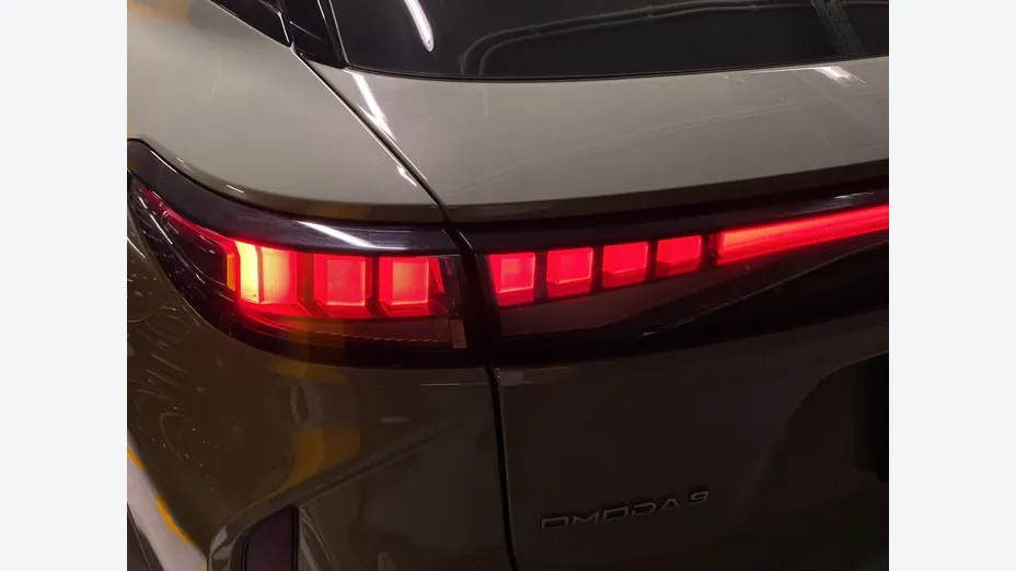 OMODA Omoda 9 -