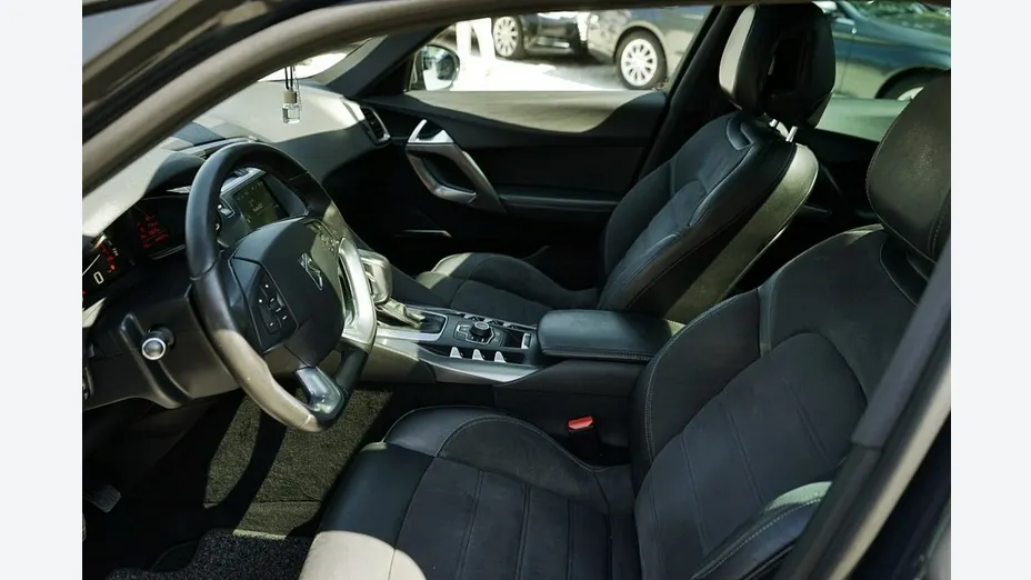 CITROEN DS5 -