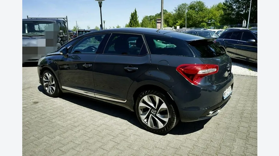 CITROEN DS5 -