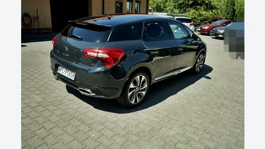 CITROEN DS5 -