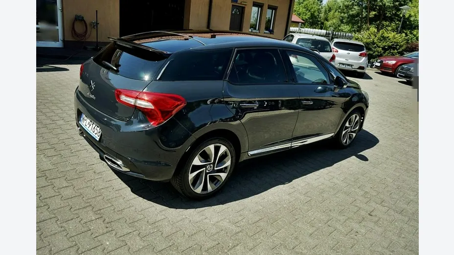 CITROEN DS5 -