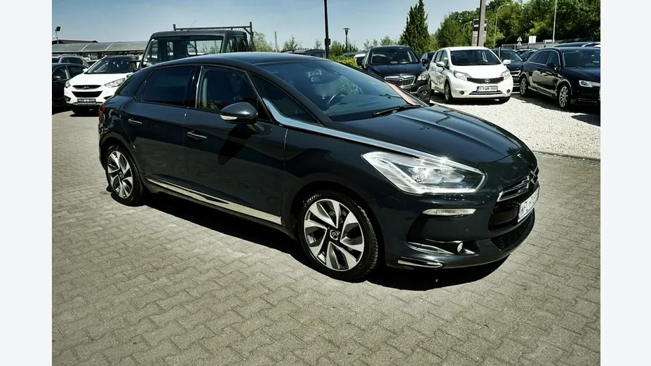 CITROEN DS5 -