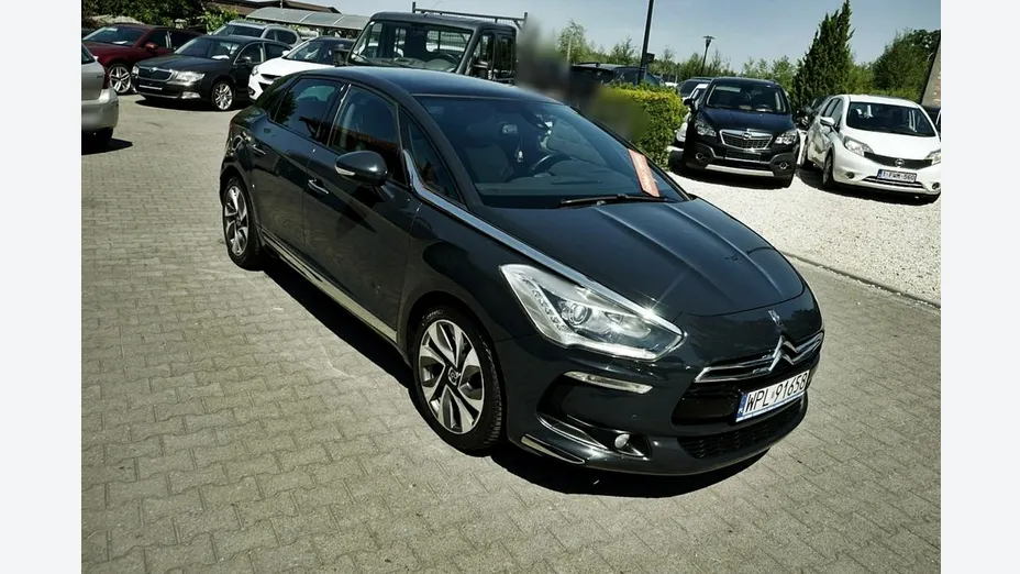 CITROEN DS5 -