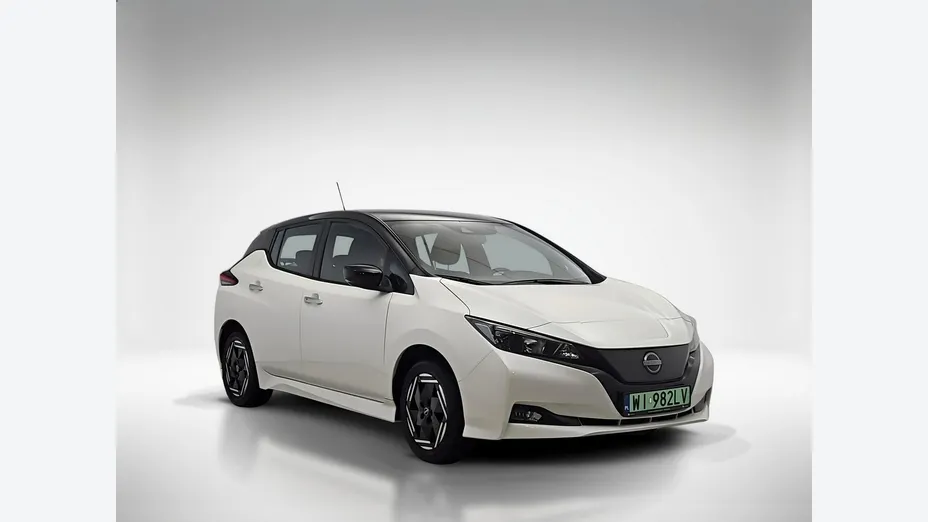 NISSAN Leaf -