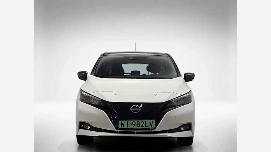 NISSAN Leaf -
