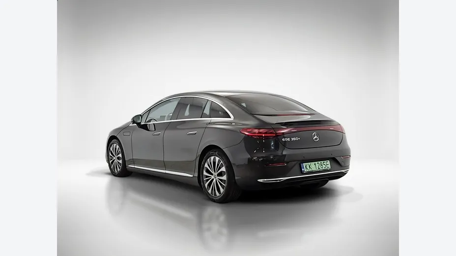 MERCEDES-BENZ EQE -