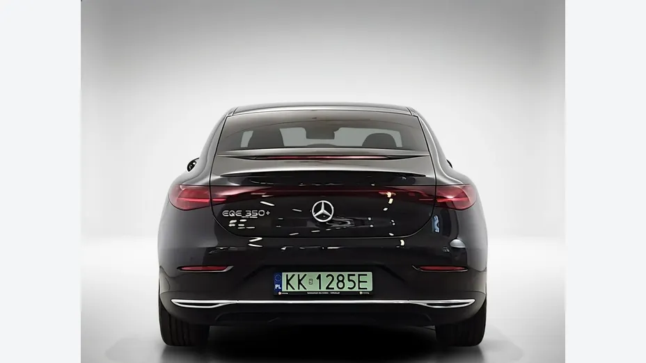 MERCEDES-BENZ EQE -