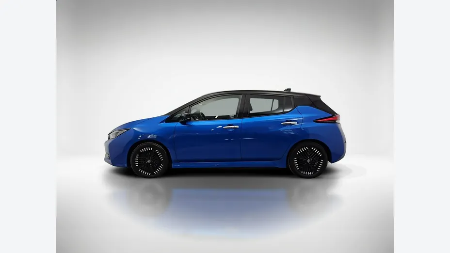 NISSAN Leaf -