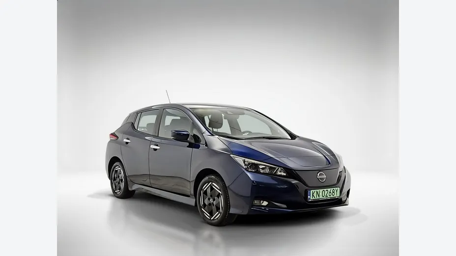 NISSAN Leaf -