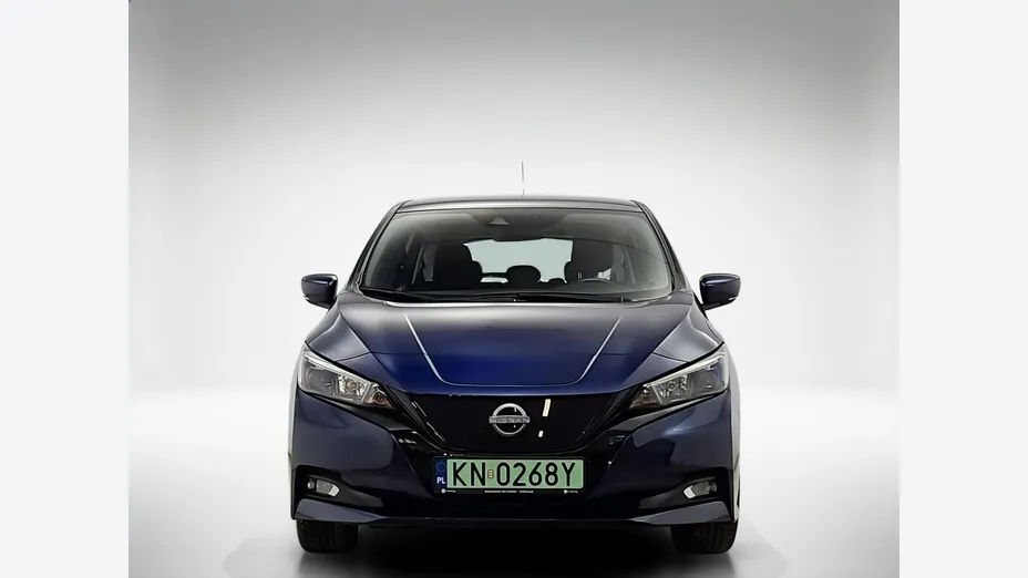 NISSAN Leaf -