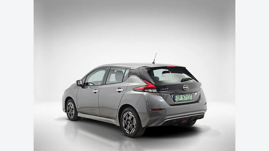 NISSAN Leaf -