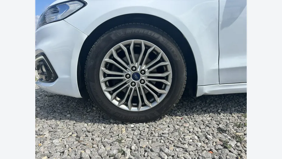 FORD Mondeo -