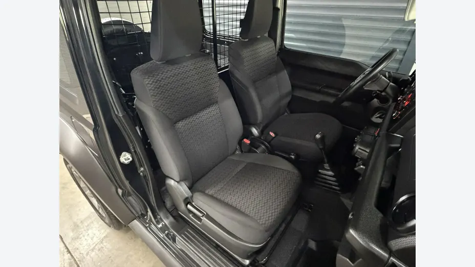 SUZUKI Jimny -