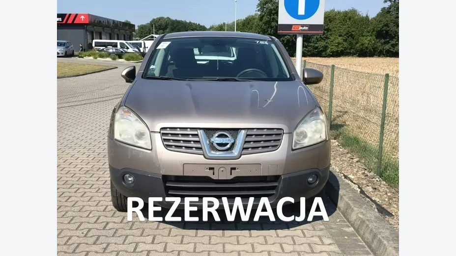 NISSAN Qashqai -