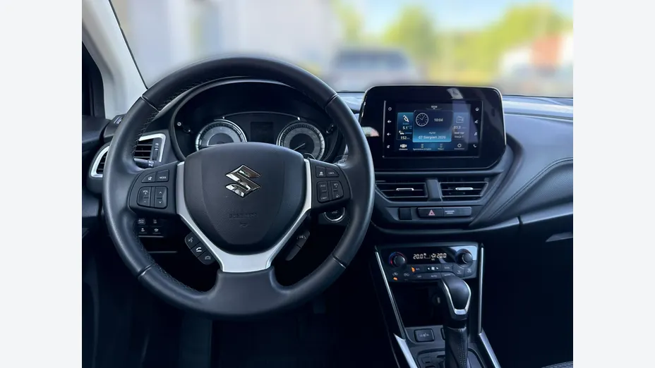 SUZUKI S-Cross -