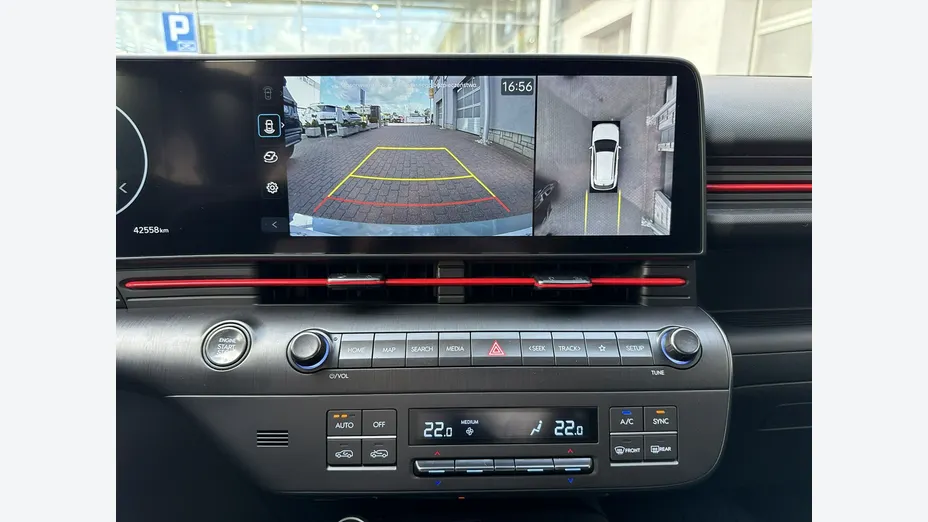 HYUNDAI Kona -