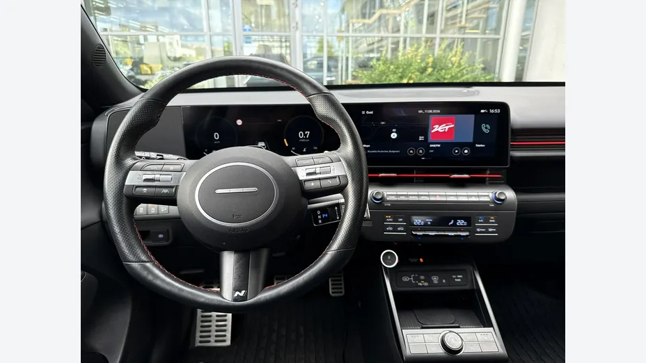 HYUNDAI Kona -