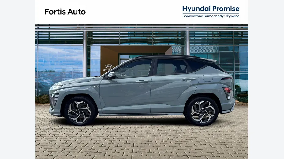 HYUNDAI Kona -