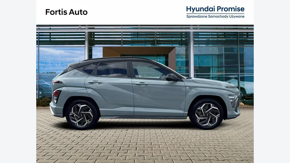 HYUNDAI Kona -