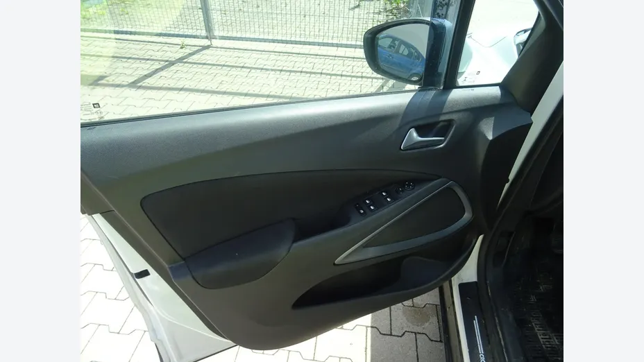 OPEL Crossland X -