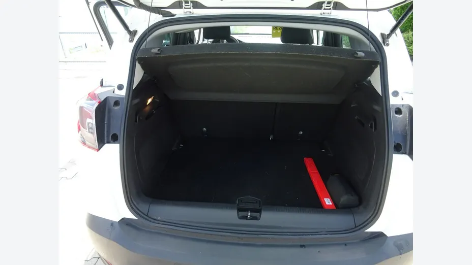OPEL Crossland X -