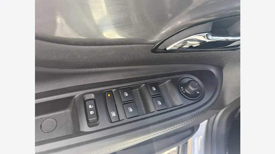 OPEL Mokka -