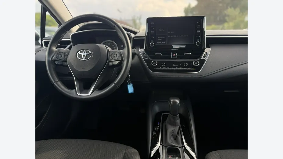 TOYOTA Corolla -