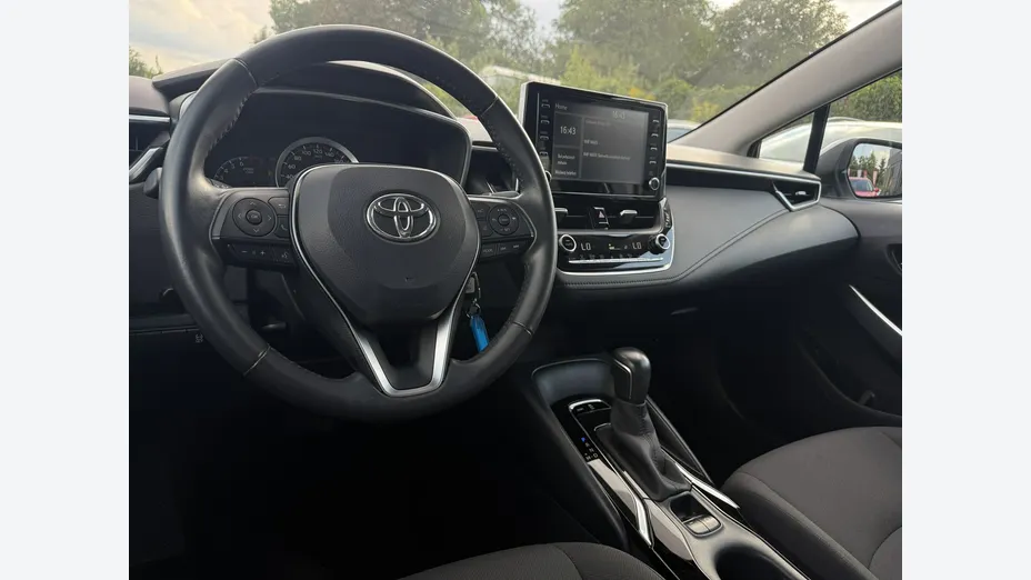 TOYOTA Corolla -