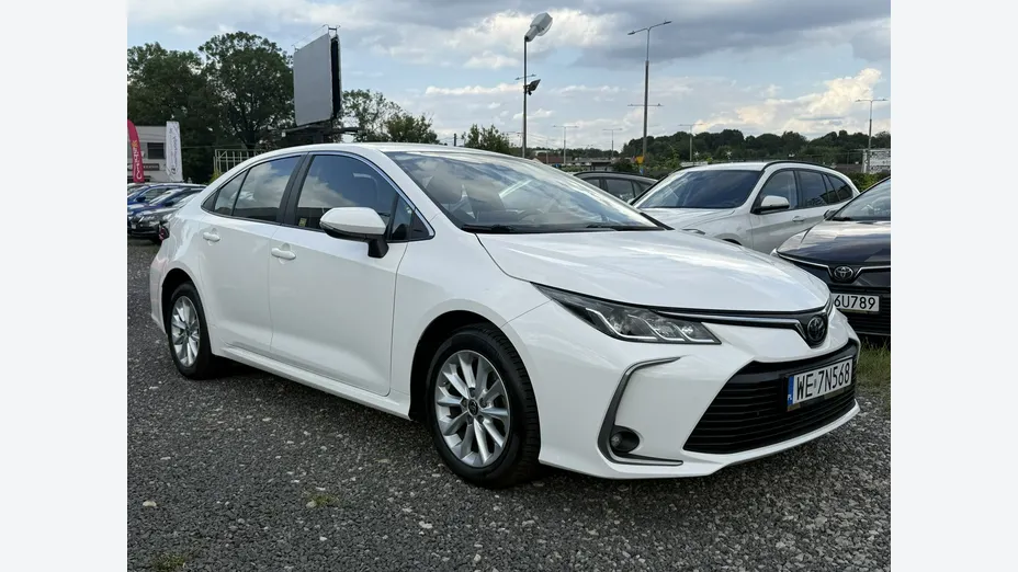 TOYOTA Corolla -