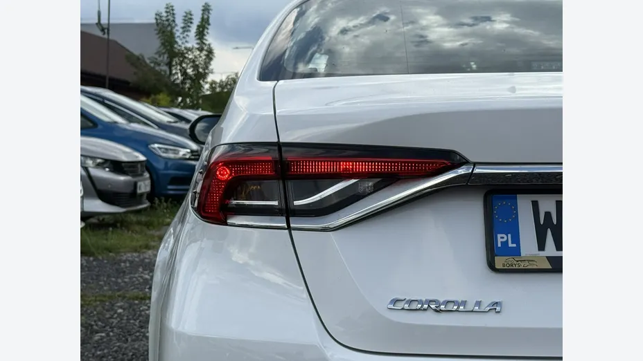 TOYOTA Corolla -