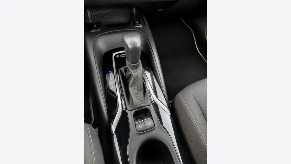 TOYOTA Corolla -
