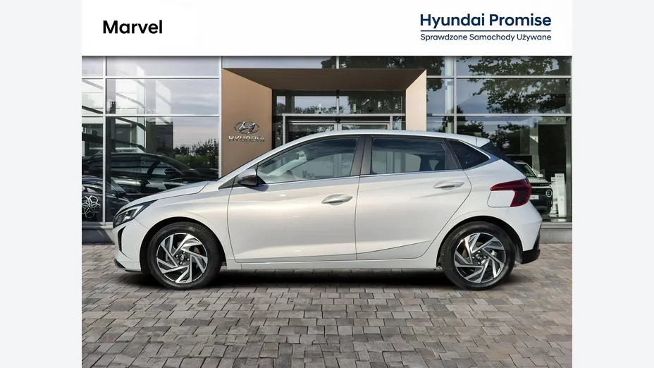HYUNDAI i20 -