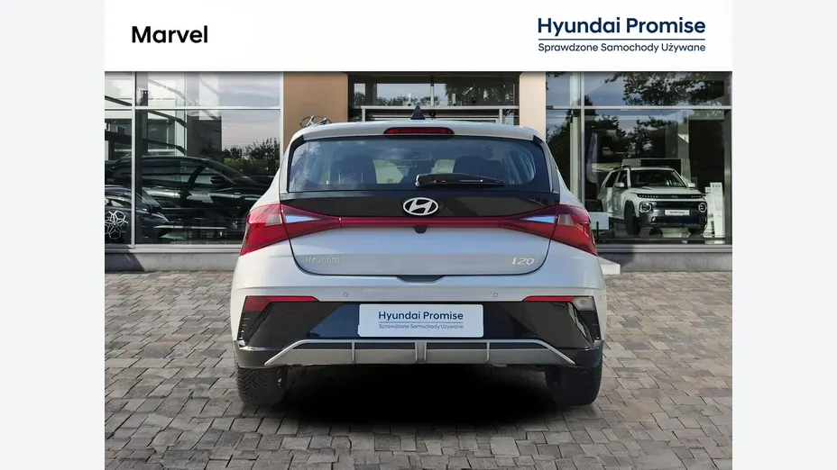 HYUNDAI i20 -