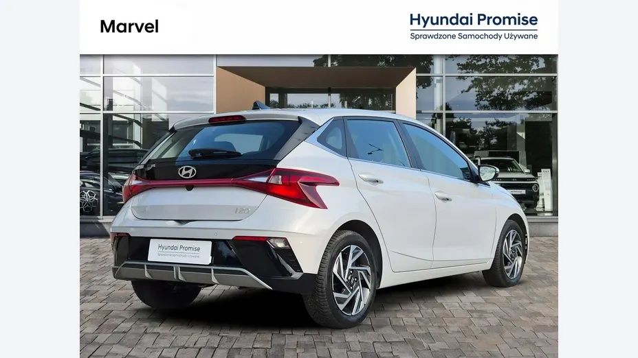 HYUNDAI i20 -