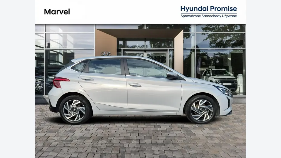 HYUNDAI i20 -