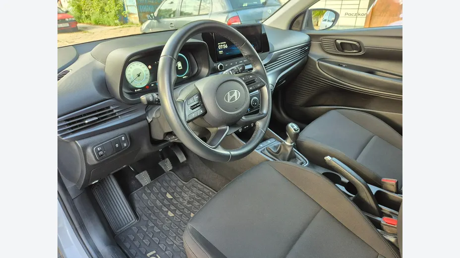 HYUNDAI i20 -