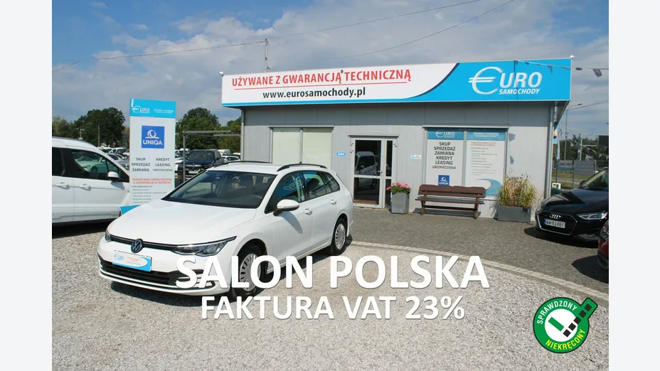 VOLKSWAGEN Golf -