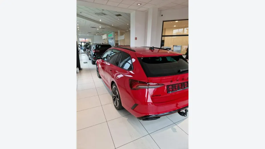 SKODA Octavia -