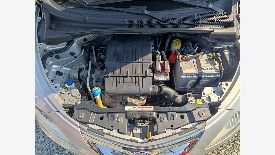 LANCIA Ypsilon -