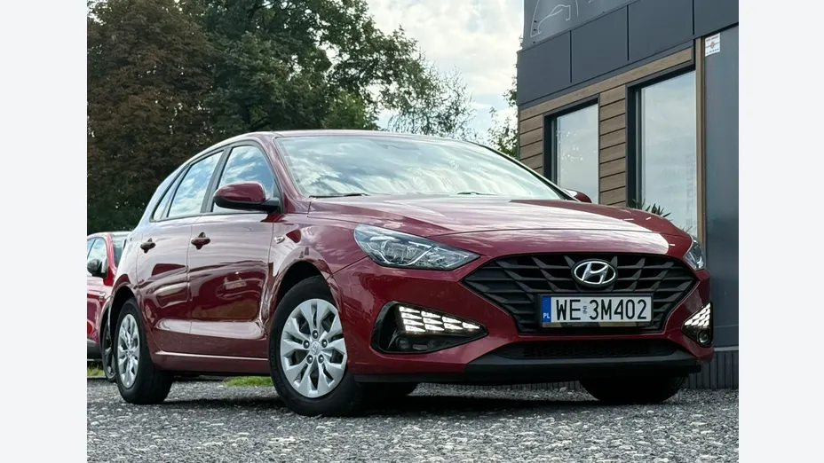 HYUNDAI i30 -
