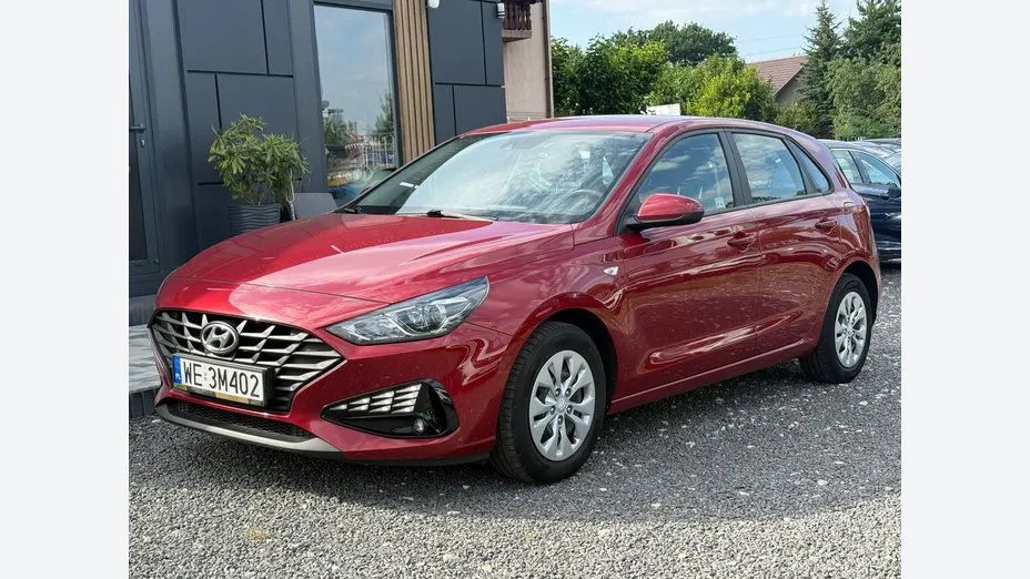 HYUNDAI i30 -