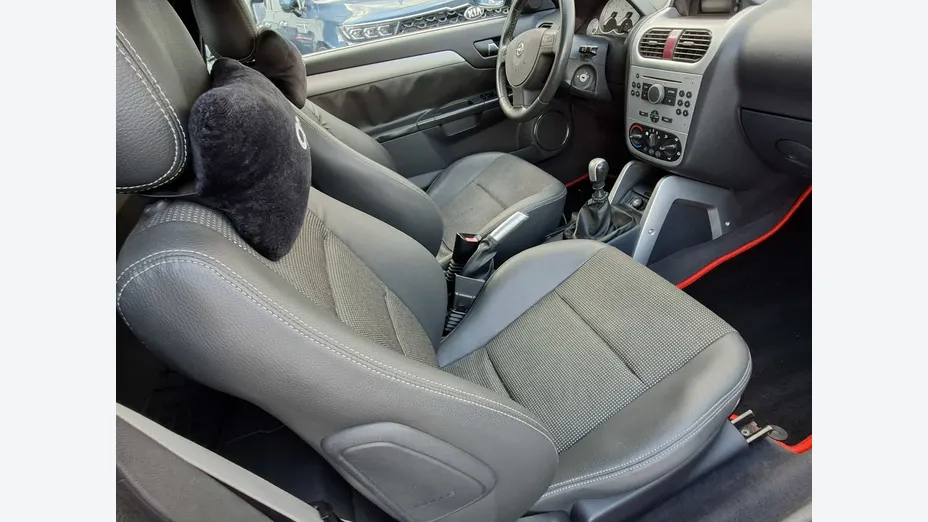 OPEL Tigra -