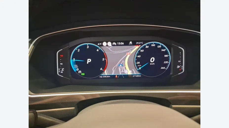 VOLKSWAGEN Tiguan -