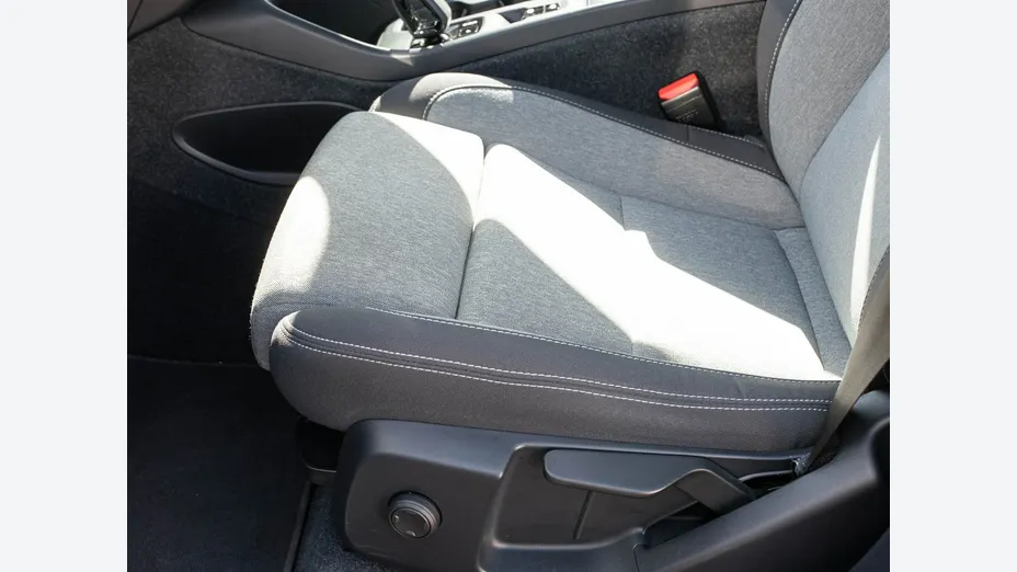 VOLVO XC40 -