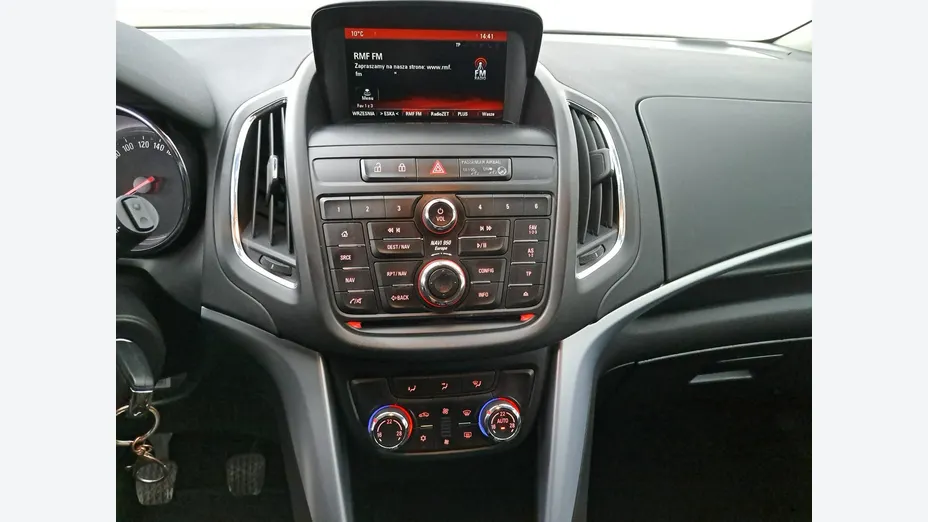 OPEL Zafira -