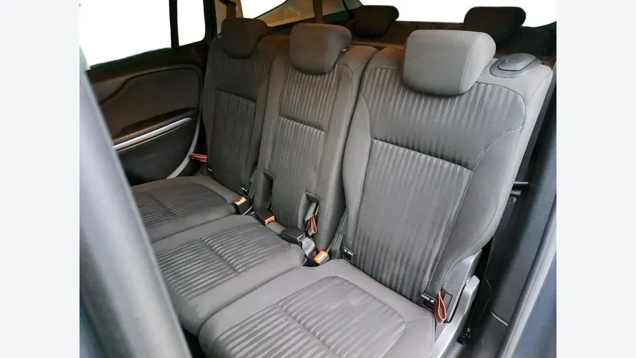 OPEL Zafira -