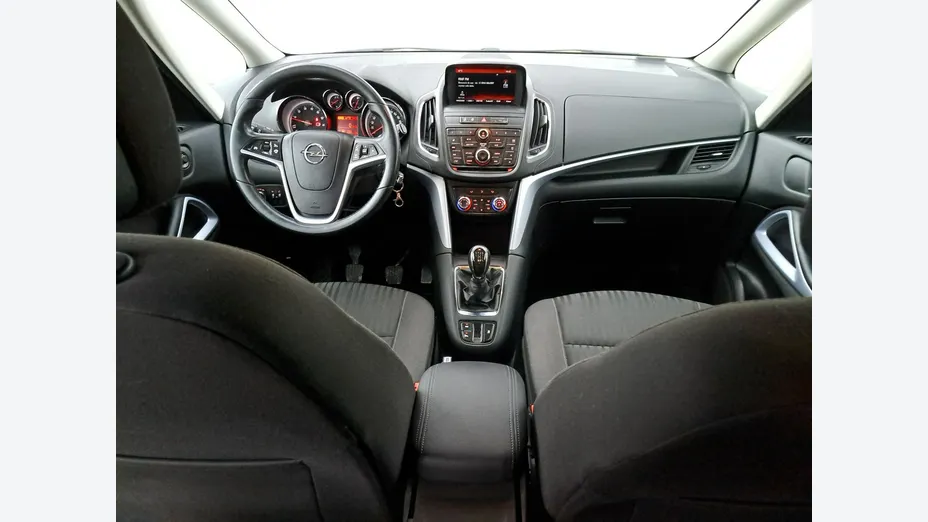 OPEL Zafira -
