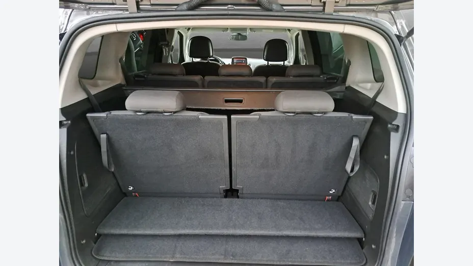 OPEL Zafira -