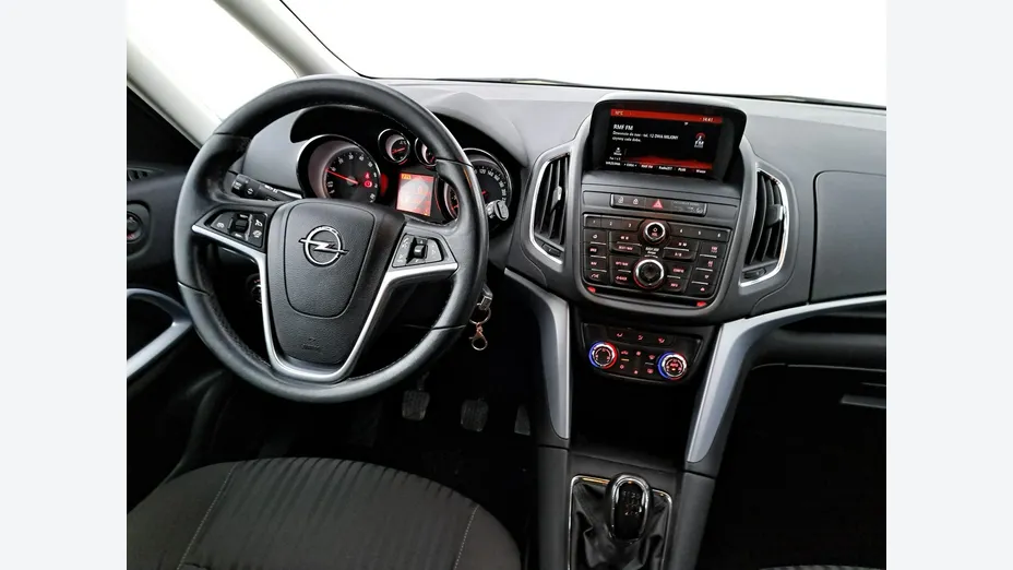 OPEL Zafira -