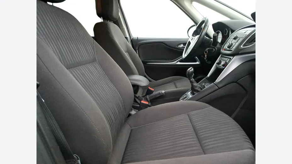 OPEL Zafira -